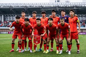 九游体育官网-难上加难！2028奥运会男足名额削减+国奥已4届无缘，检验05年龄段